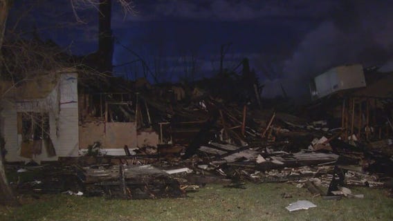 Fire destroys Englewood church