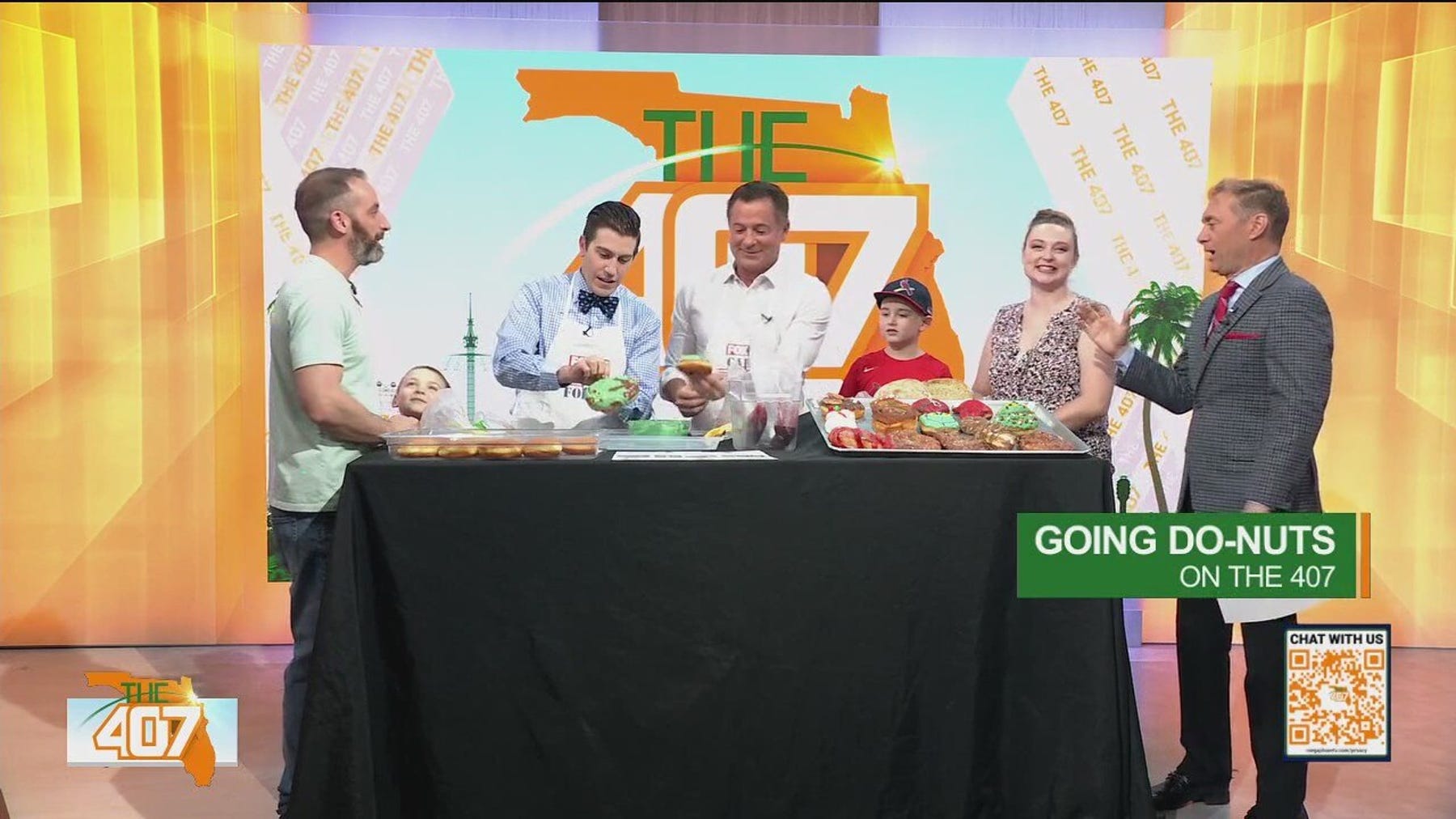 Holiday Eats: festive donut decorating