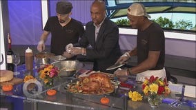 The Little Lion Looks At Some Thanksgiving Food Ideas