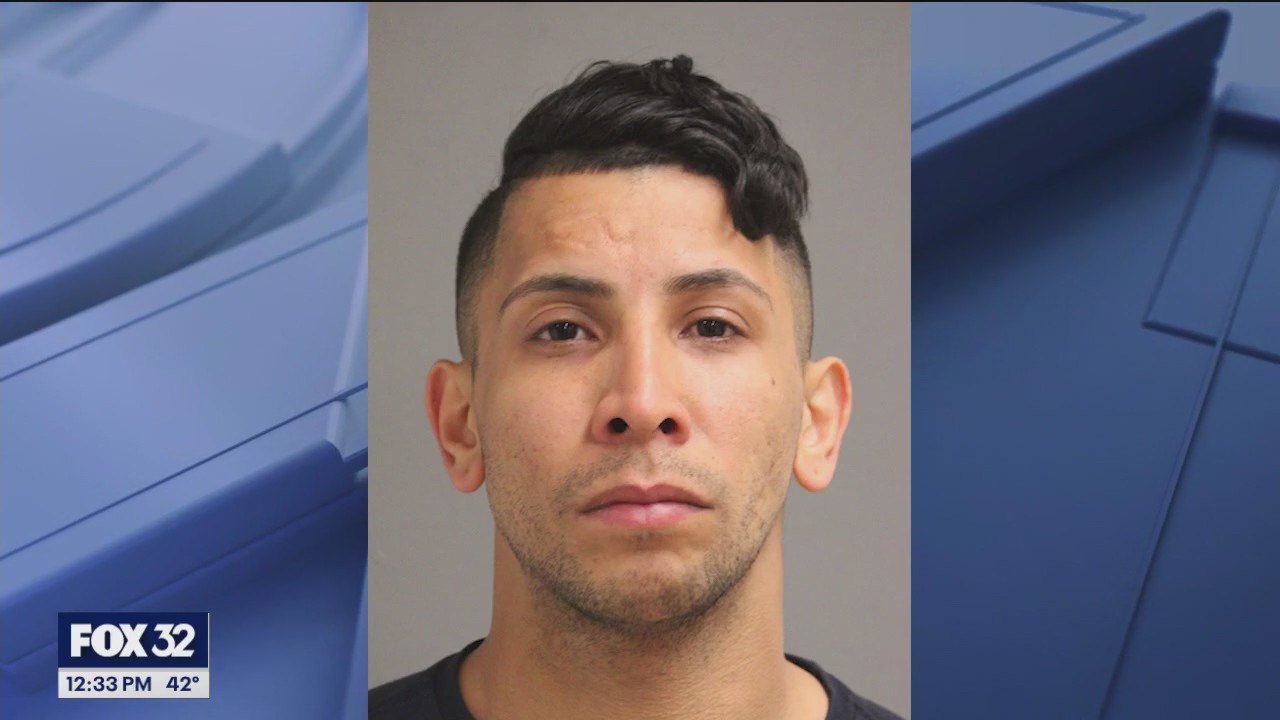 Chicago man charged in Loop stabbing