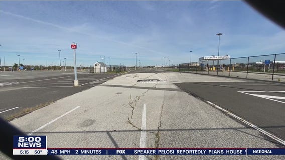 Plan your parking now at PHL ahead of holiday season