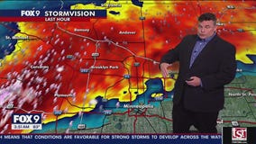 MN weather: Storms pushing into Twin Cities - 3:50 a.m. update