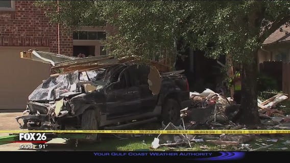 Man arrested after driving truck through home in Cinco Ranch