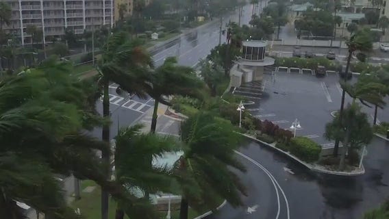 Florida residents brace themselves as Hurricane Ian makes landfall