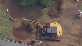 Police dig in backyard of Gilgo Beach suspect