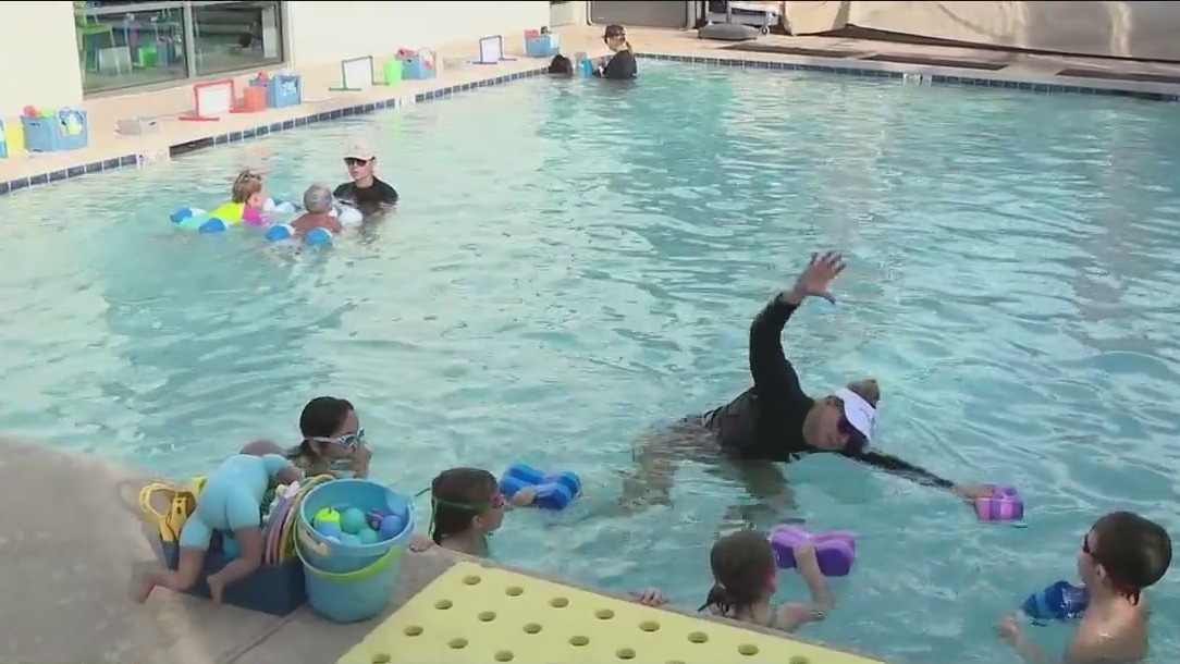 Little Flippers Swim school offering swim lessons year-round