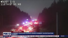 I-5 in Everett briefly blocked during armed robbery investigation