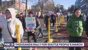 Crowds, leaders gather in Seattle for Women's March, ahead of Trump inauguration