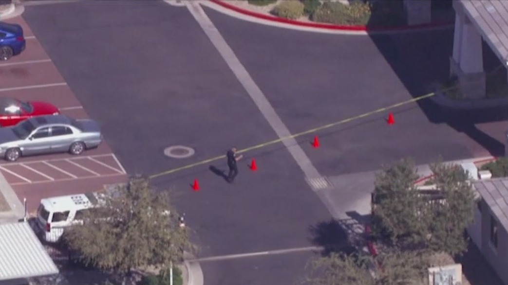 Police investigating double shooting in Phoenix