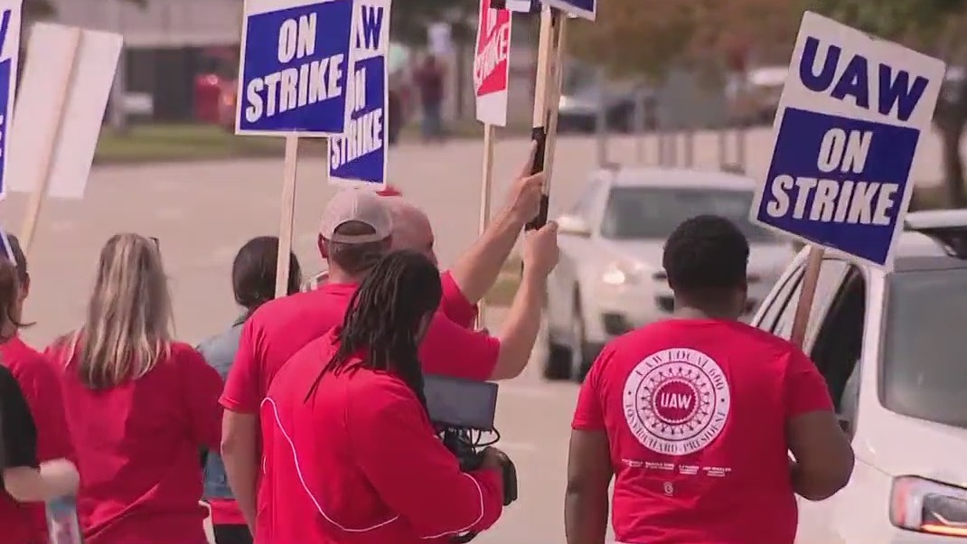 UAW strike enters day 4