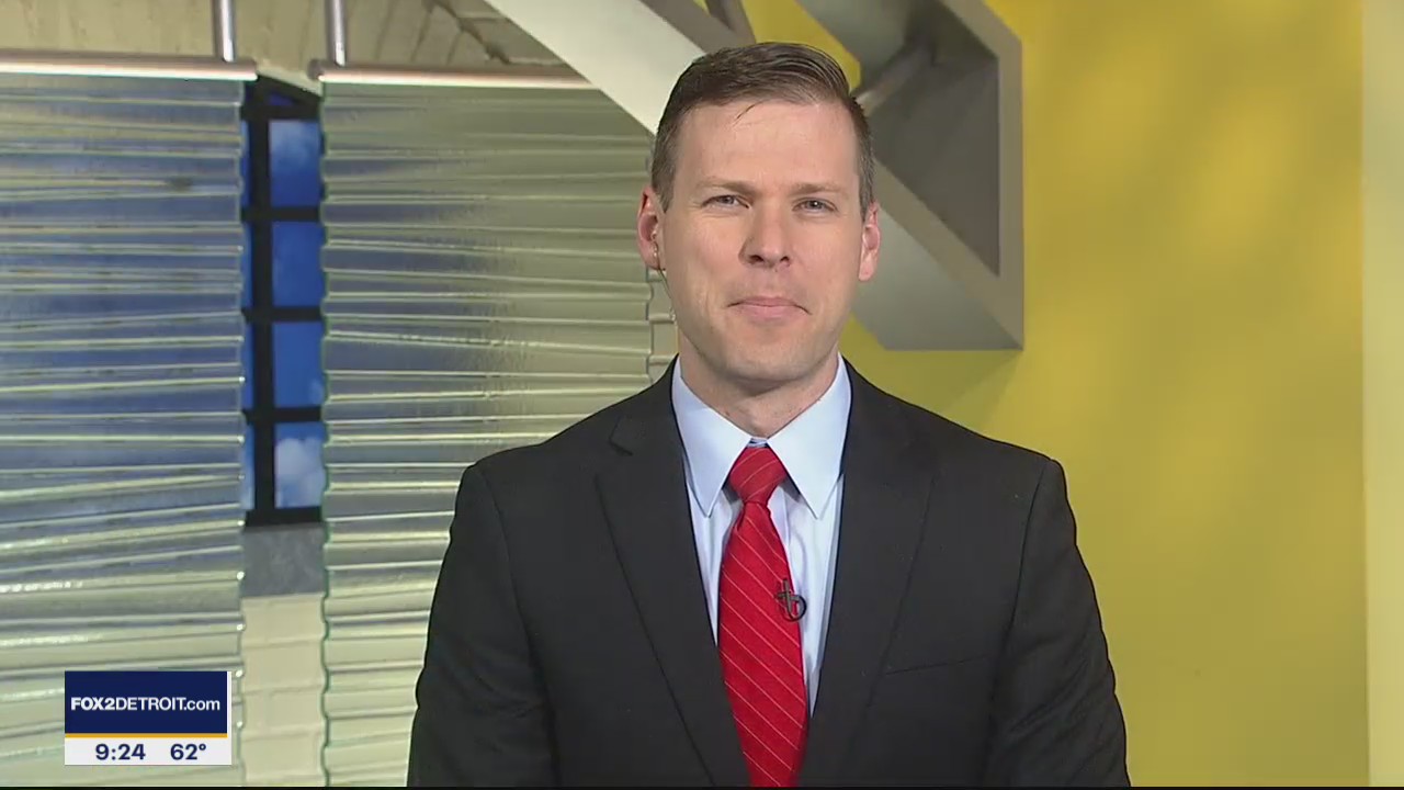 Smoking some weed and save the bees