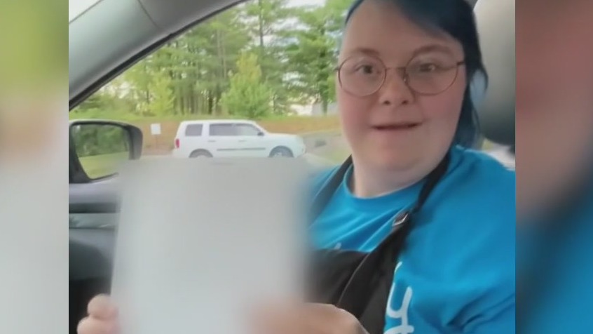 Employee with down syndrome has first paycheck cloned by thief
