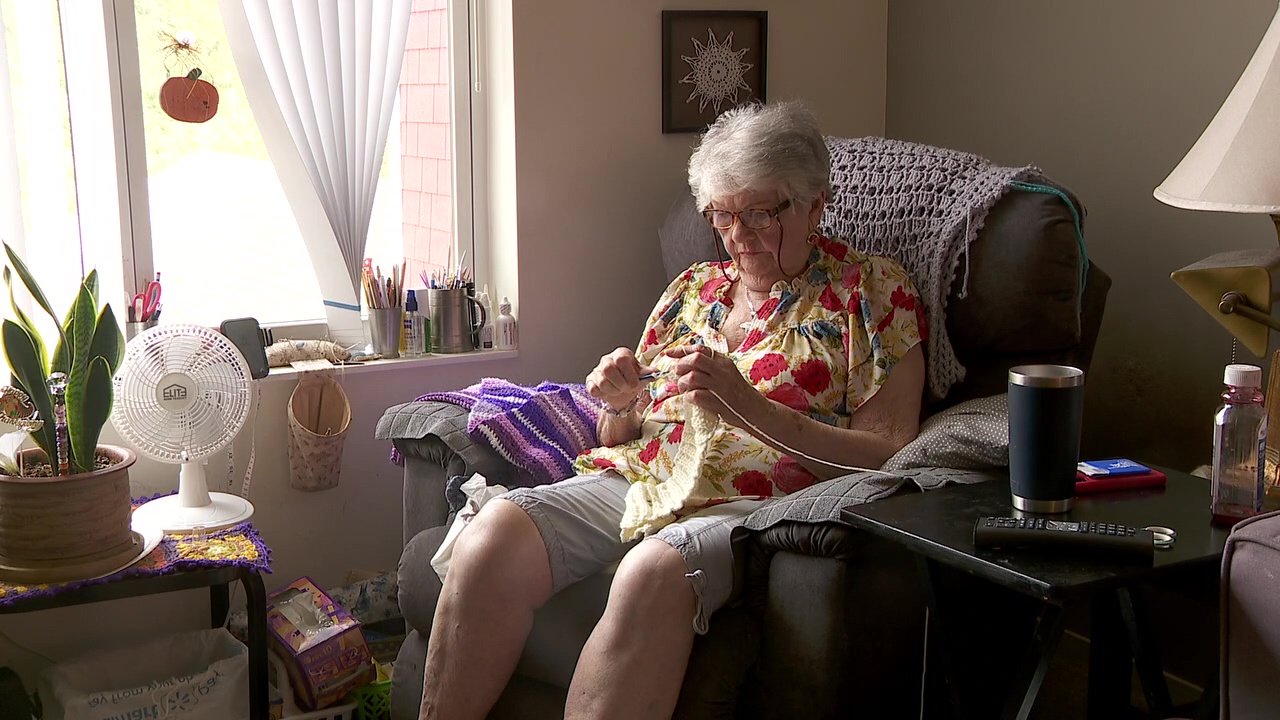 91-year-old knitter keeping people warm