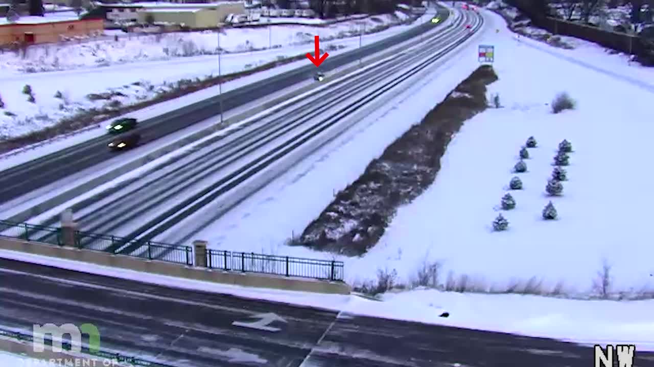 Crashes, pileups from MN snowstorm