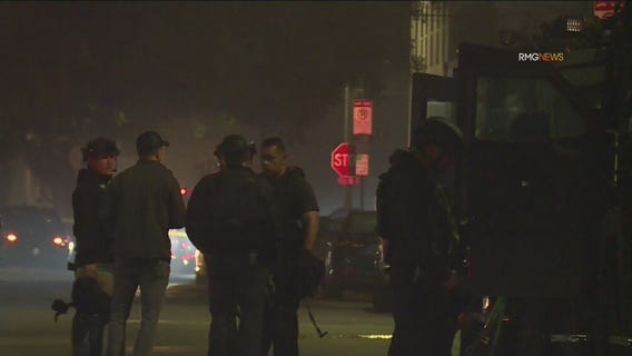 Armed robbery suspect arrested following standoff in Hollywood