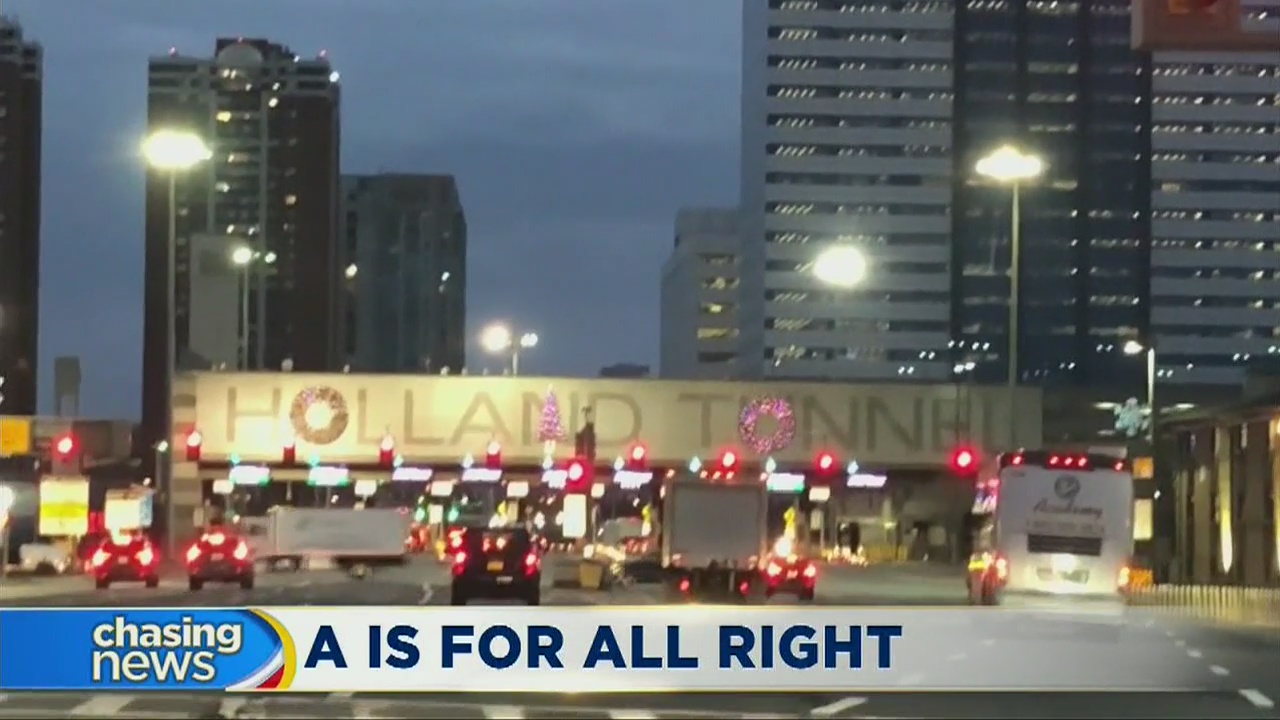 Holland Tunnel wreaths to be moved after outcry