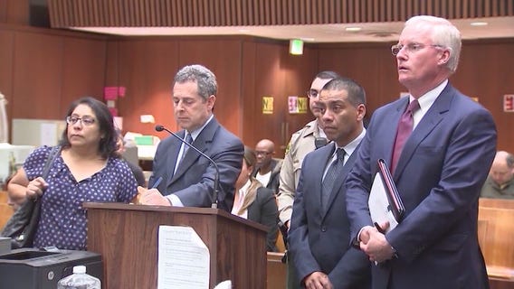 LAUSD board meets to avoid showdown with charter schools