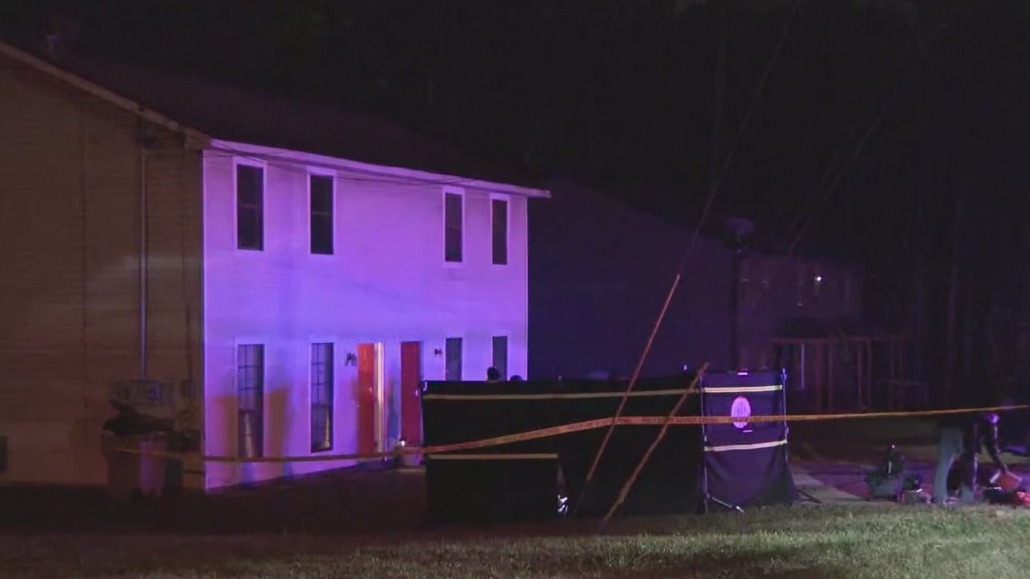 Deadly shooting at Clayton County home | FOX 5 Atlanta