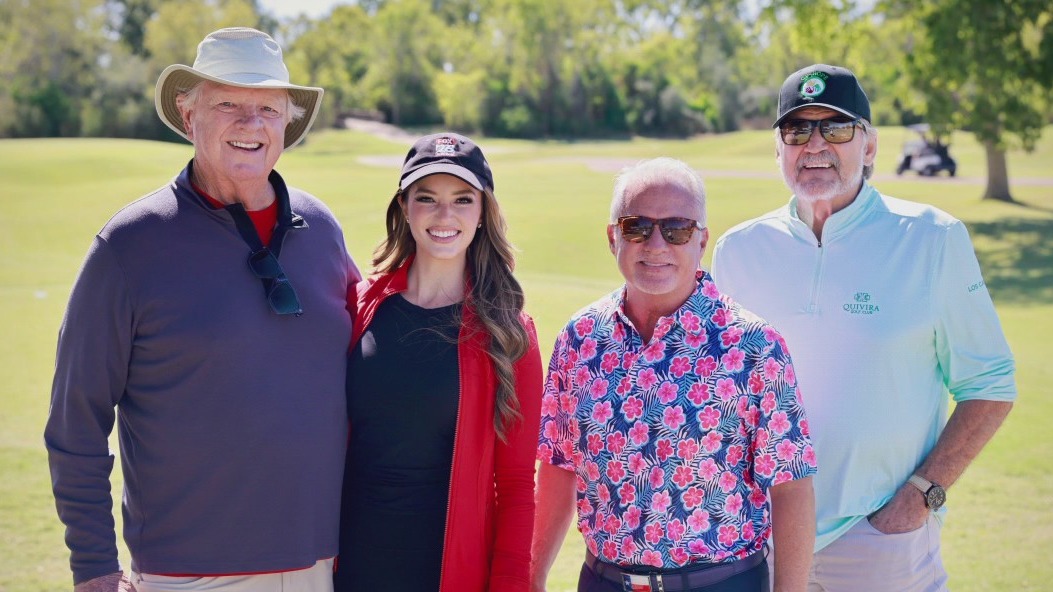 Teeing Off & Logging Off