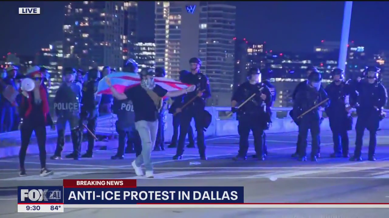 Dallas police blocking off bridge in Anti-ICE protest