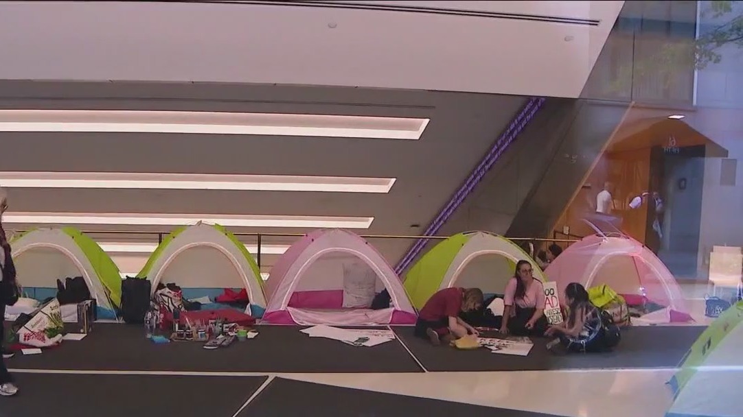 The New School faculty set up encampment