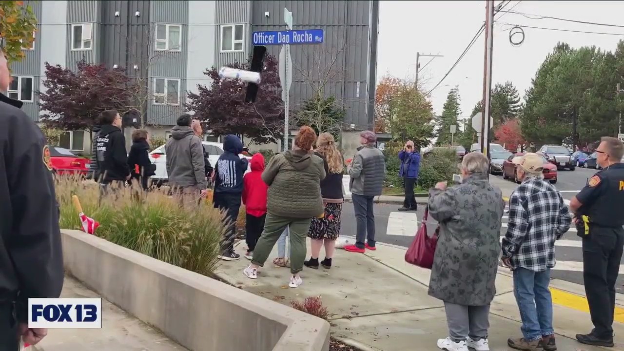 Everett unveils 'Officer Dan Rocha Way"