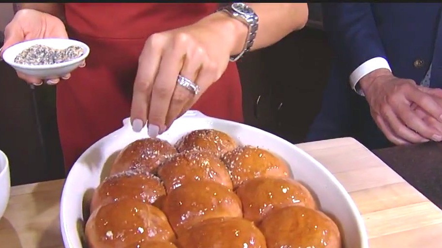 Taking your roll game to the next level on Thanksgiving