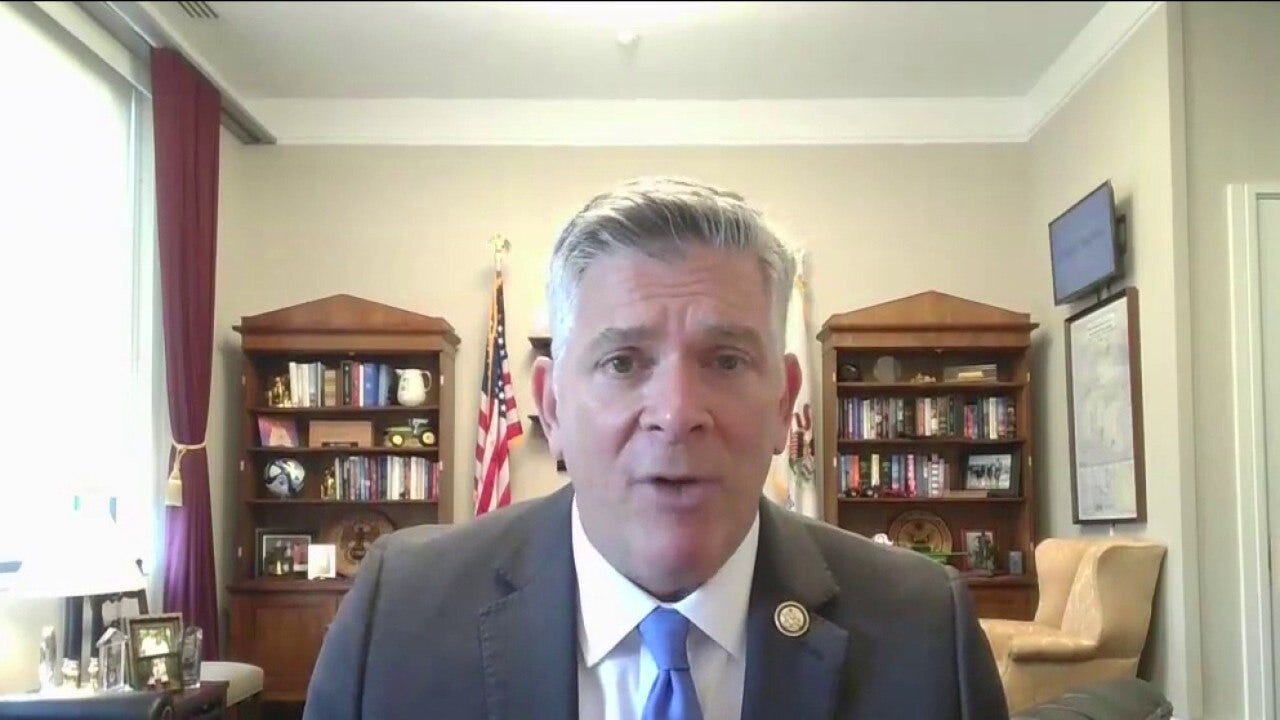 LaHood says he’ll reserve judgment on Minneapolis ICE shooting | The Chicago Report