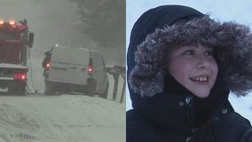Chicago snowstorm recap: Vehicles in ditches, kids enjoy sledding