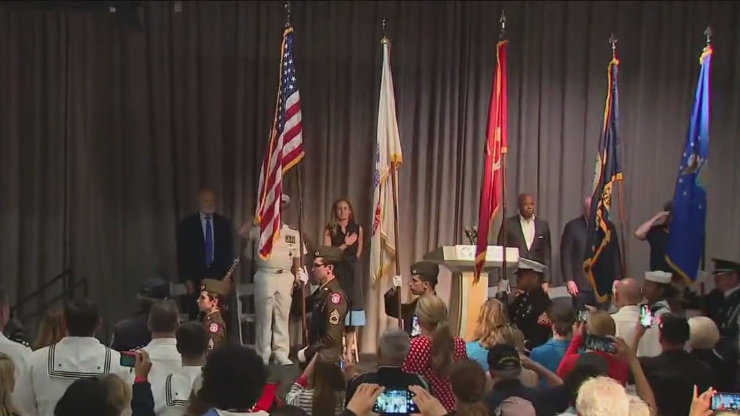 Memorial Day ceremony held at Intrepid Museum
