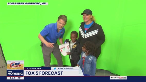 Tucker and fans do the weather!