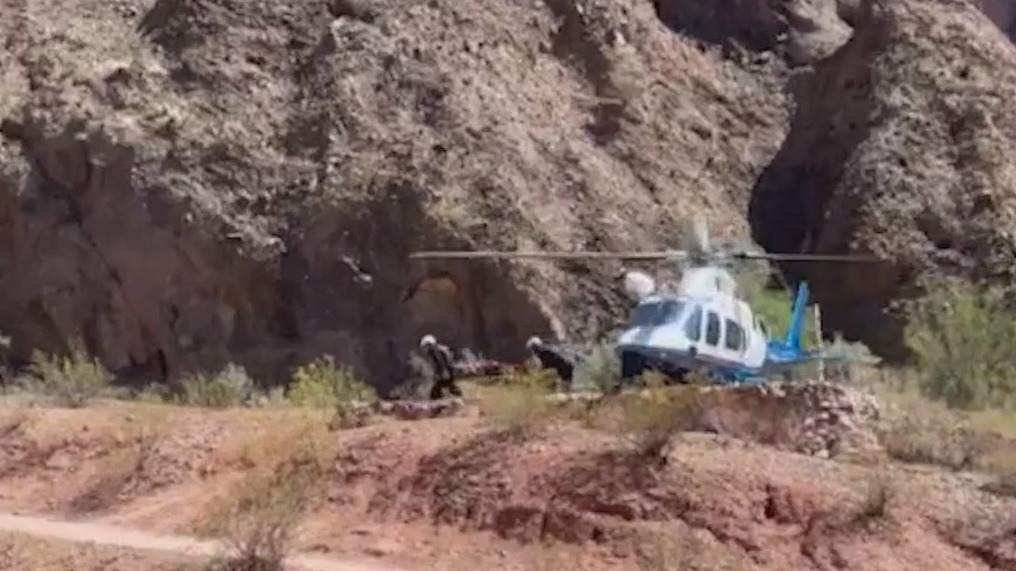 Woman rescued by helicopter from Camelback Mountain