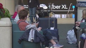 Orlando airport sees Thanksgiving travel surge