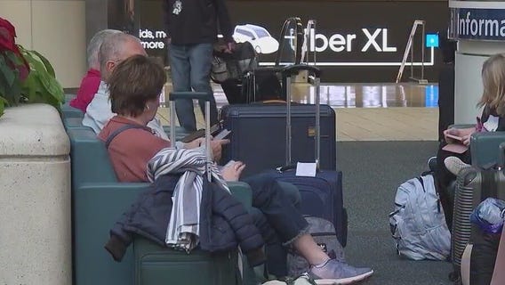 Orlando airport sees Thanksgiving travel surge