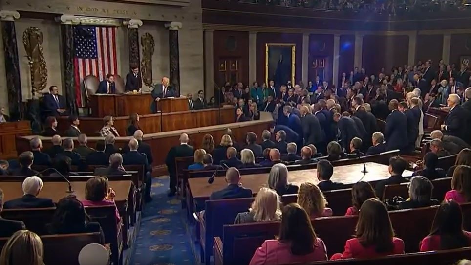 English, Gulf of America: Trump highlights recent executive orders