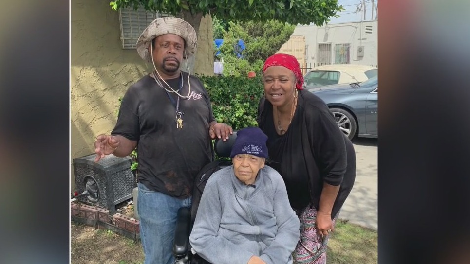 Florence house fire kills 3, seriously hurts 2