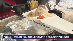 Pontiac non-profit feeds the community on Thanksgiving