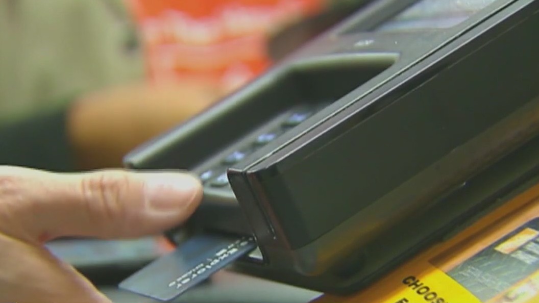 Feds capping credit card late fee charges