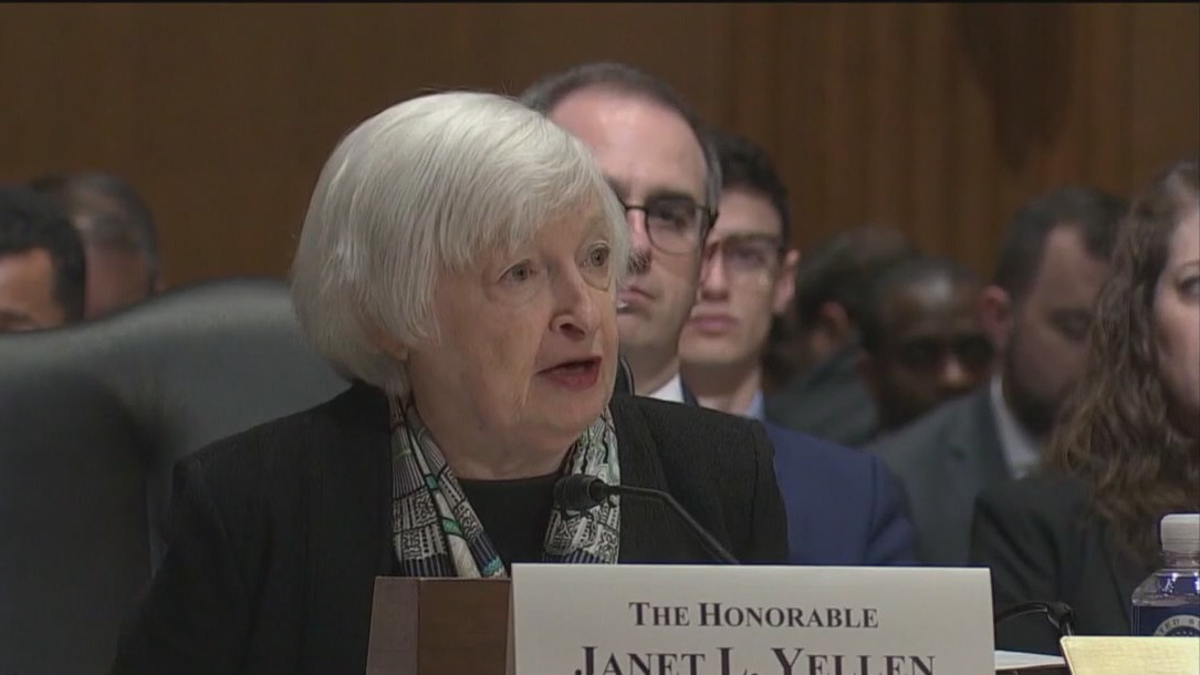 Treasury Secretary responds to concerns about US banking system