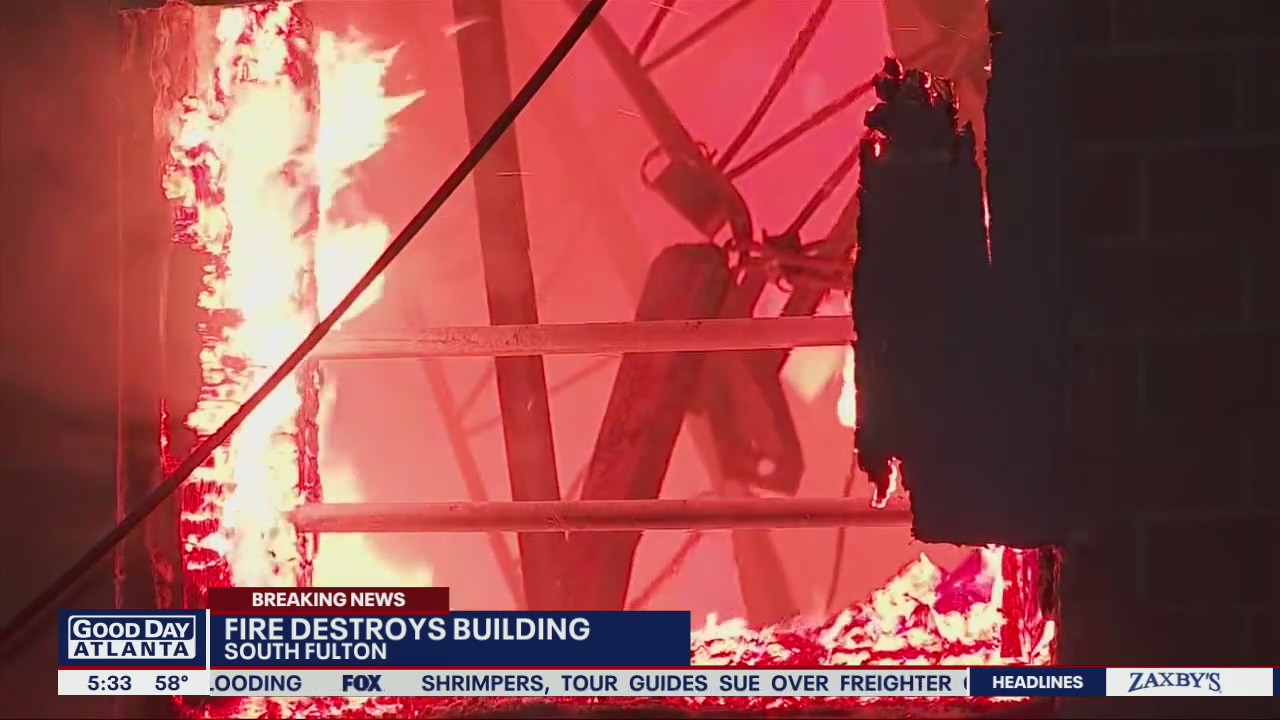 Massive early morning fire destroys South Fulton warehouse | FOX 5 Atlanta