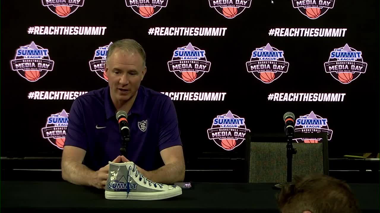 St. Thomas men's basketball pegged Summit League preseason favorite