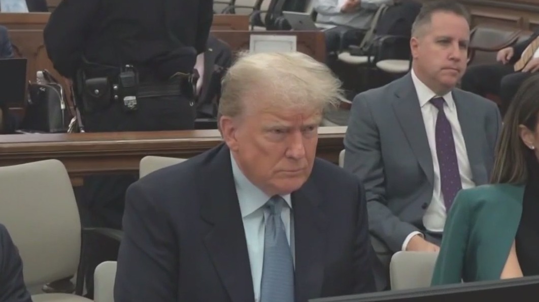 Trump scolded by judge for speaking during witness testimony