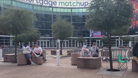 Billie Eilish fans line Phoenix stadium ahead of concert