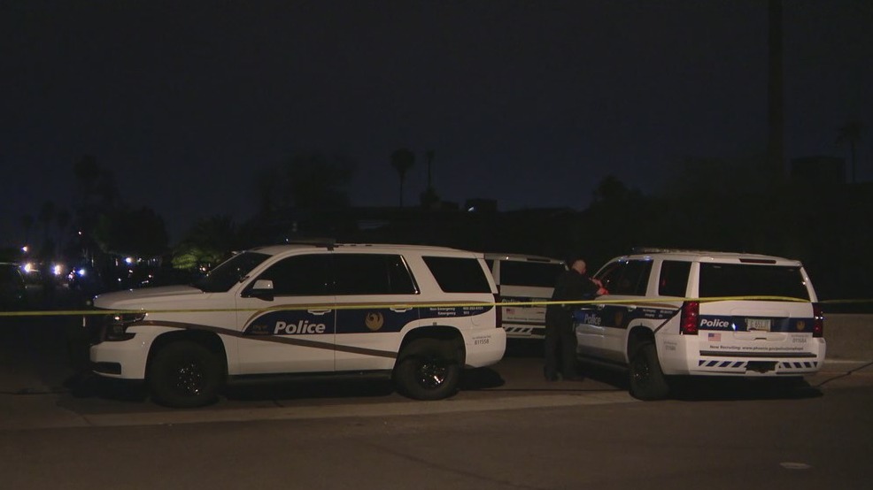 Police investigate homicide in west Phoenix | FOX 10 Phoenix
