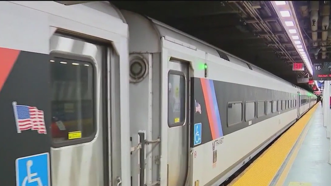 NJ Transit braces for possible strike by engineers