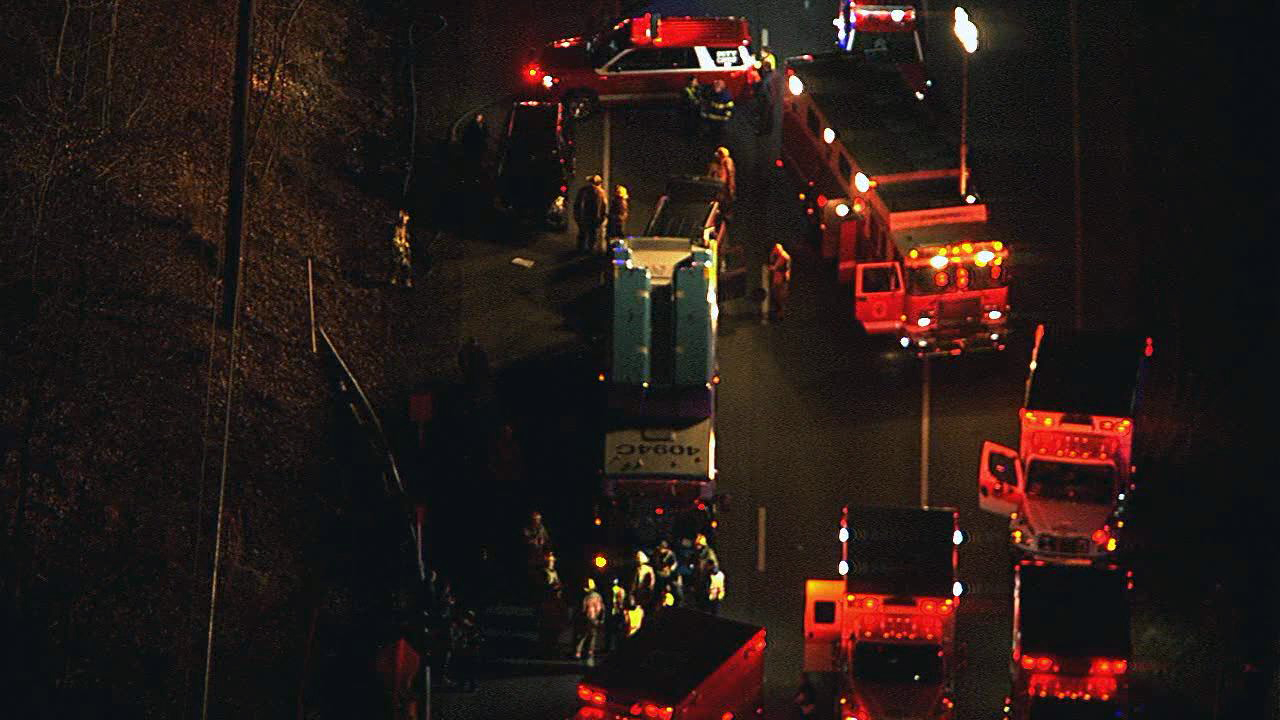 Montgomery County crash involving bus sends 5 to hospital, officials ...
