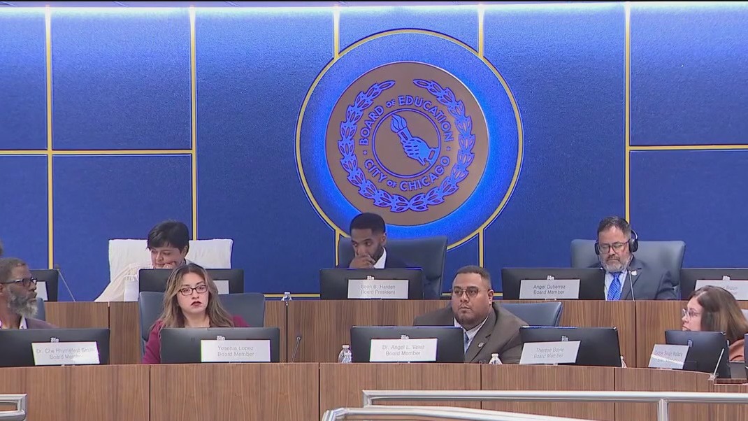 Chicago Board of Education approves controversial budget plan, avoids shutdown
