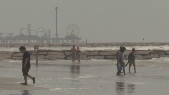 Galveston Island Beach Patrol reminds beachgoers about safety