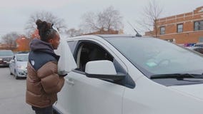 Chicago Emerging Stars prepares for annual turkey giveaway to support South and West Side families