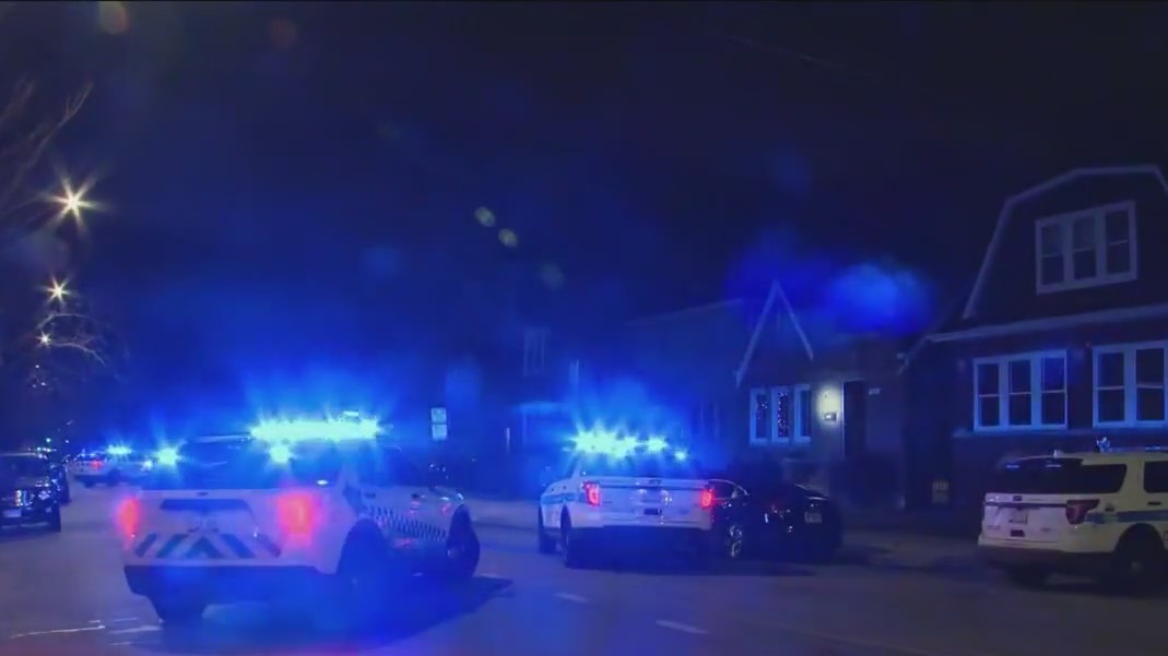 Chicago carjackings fall, auto thefts on the rise